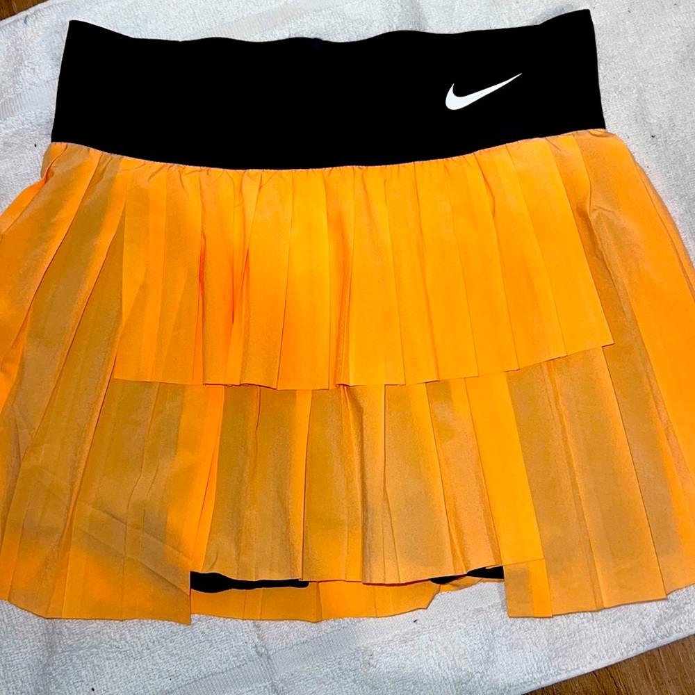 Nike tennis skirt